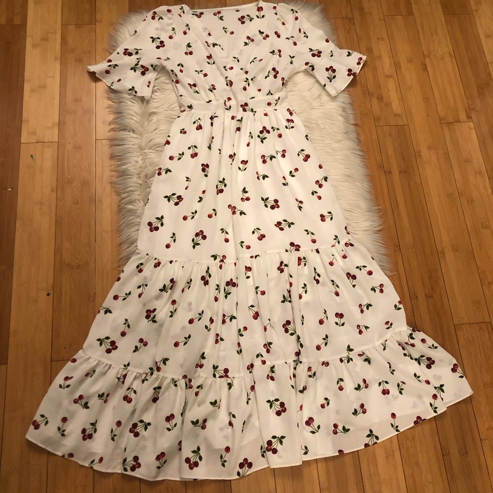 Cherry Novelty Prints Ruffled Sleeves Tiered White Maxi Dress, size S